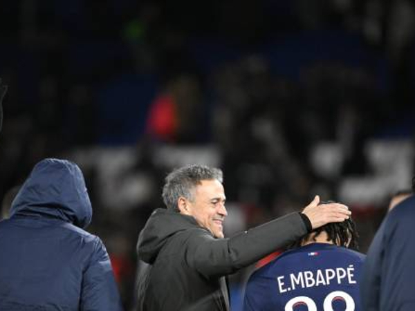 Luis Enrique dan Ethan Mbappe