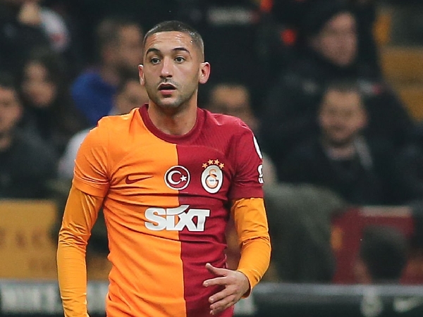 Galatasaray tidak puas dengan kinerja Hakim Ziyech