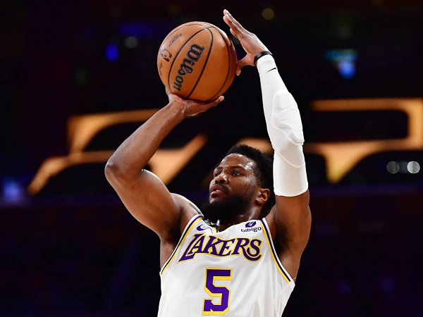 Malik Beasley tolak tawaran Lakers dan lebih memilih bergabung dengan Bucks.