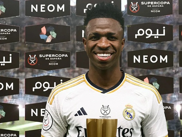 Vinícius Jr Persembahkan Gol untuk Cristiano Ronaldo