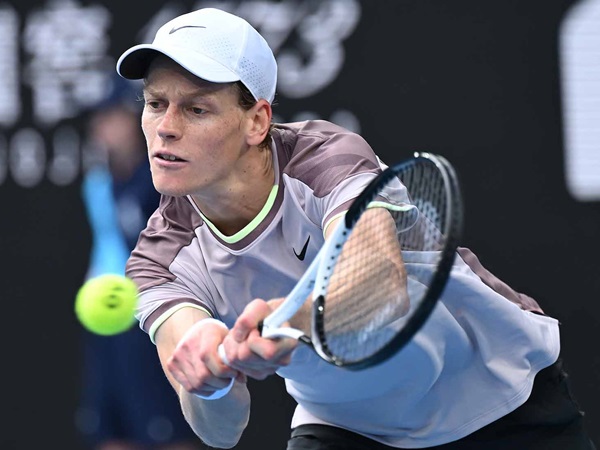 Hasil Australian Open: Jannik Sinner Pecahkan Teka-Teki Karen Khachanov