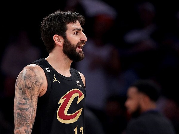 Ricky Rubio putuskan untuk comeback bersama Barcelona.