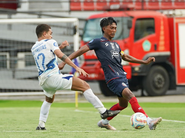 Kapten Arema FC, Johan Ahmad Farizi di pertandingan kontra PSIS Semaran