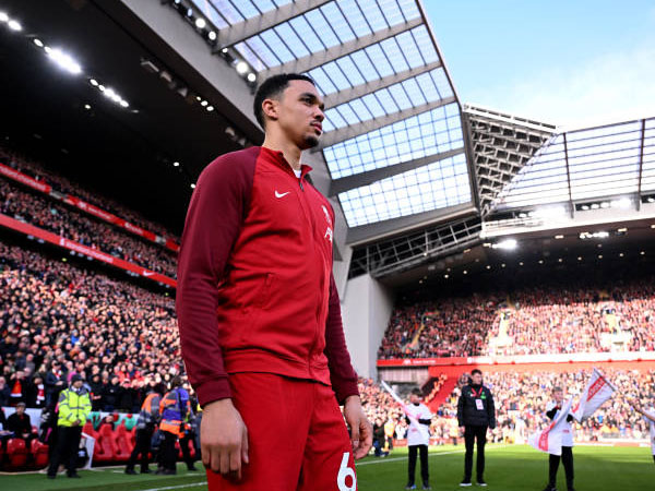 Jurgen Klopp Jelaskan Alasan Ganti Trent Alexander-Arnold