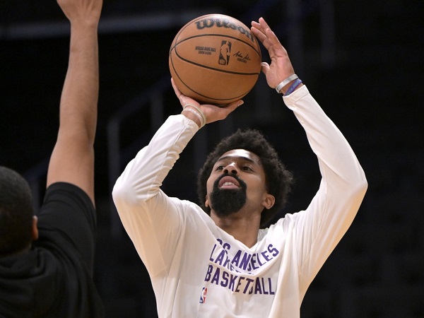 Spencer Dinwiddie Ungkap Mengapa Ada Klausul 1 Dolar Dalam Kontraknya ...