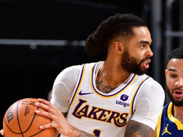 D'Angelo Russell Berkembang Berkat Spencer Dinwiddie