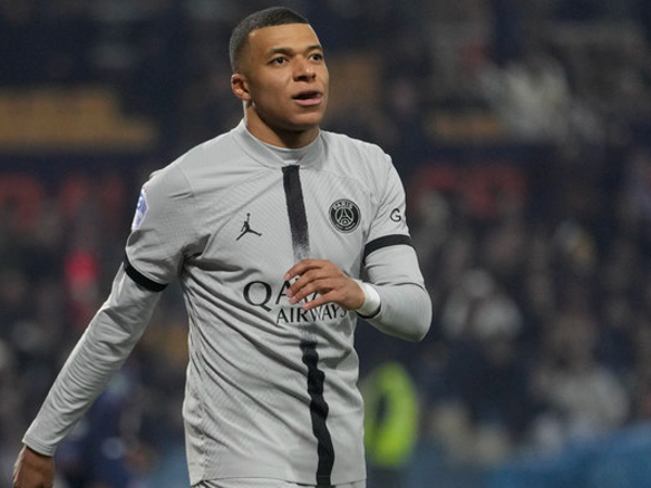 Kylian Mbappe memiliki tingkat konversi enam penalti yang berhasil dari delapan percobaan di Ligue 1