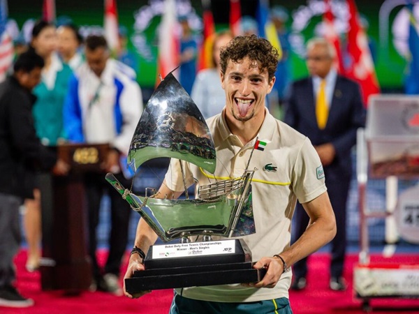 Pertahankan Rekor Sempurna, Ugo Humbert Keluar Sebagai Kampiun Di Dubai