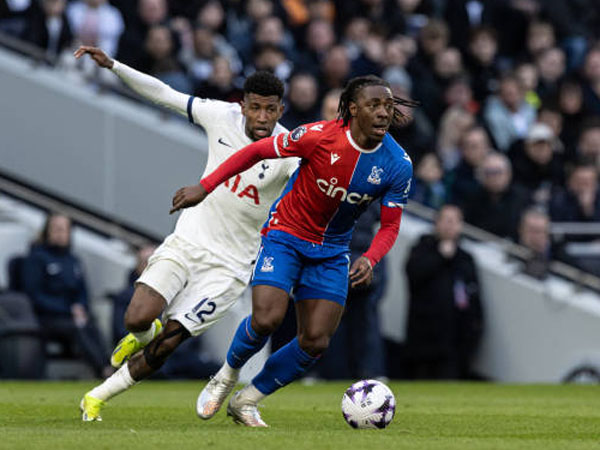 Meski Kalah Dari Spurs, Ebere Eze Apresiasi Performa Positif Crystal Palace