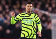 William Saliba Dibandingkan dengan Benteng Liverpool, Virgil van Dijk