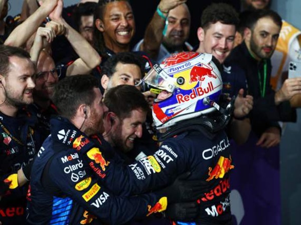 Hasil Race F1 GP Arab Saudi: Verstappen Catat Kemenangan Perdana