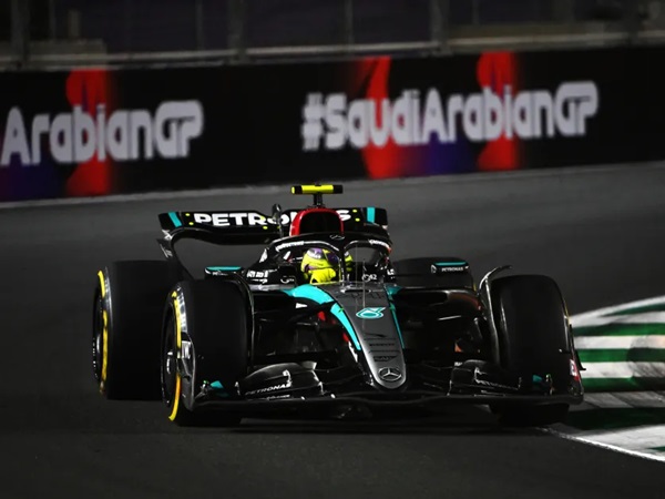 Lewis Hamilton Nilai Mercedes Akan Hadapi Tantangan di Balapan Selanjutnya