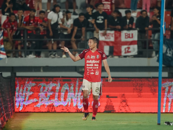 Pemain bertahan Bali United, Ricky Fajrin