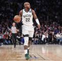 Khris Middleton Bawa Bucks Tumbangkan Suns Setelah Absen 16 Laga