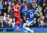 Nottingham Forest Seharusnya Dapat Penalti, Howard Webb Akui VAR Lalai