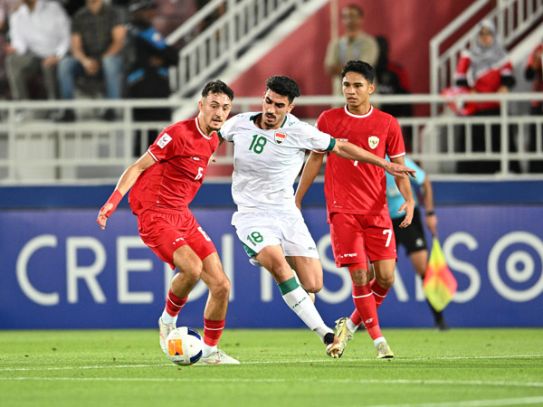 Gelandang timnas Indonesia U-23, Ivar Jenner di laga kontra Irak U-23