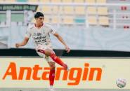 Bek Bali United Asal Thailand Tertarik Belajar Surfing