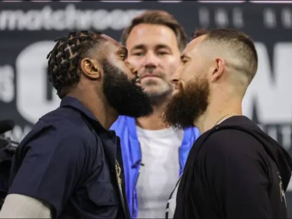 Jaron Ennis (kiri) dan Cody Crowley. (Foto: Matchroom Boxing)