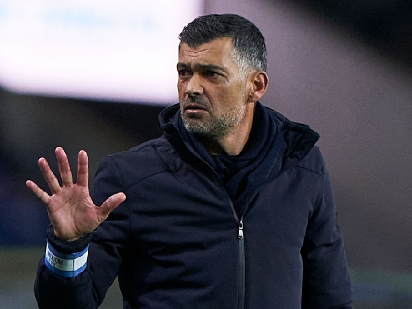 Sergio Conceicao mungkin akan cocok dengan Chelsea yang mencari manajer muda