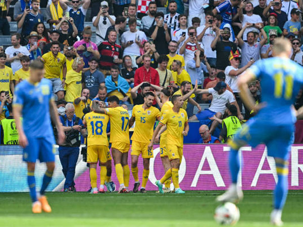 Raih Kemenangan Pertama Setelah 24 Tahun, Rumania Bungkam Ukraina 3-0