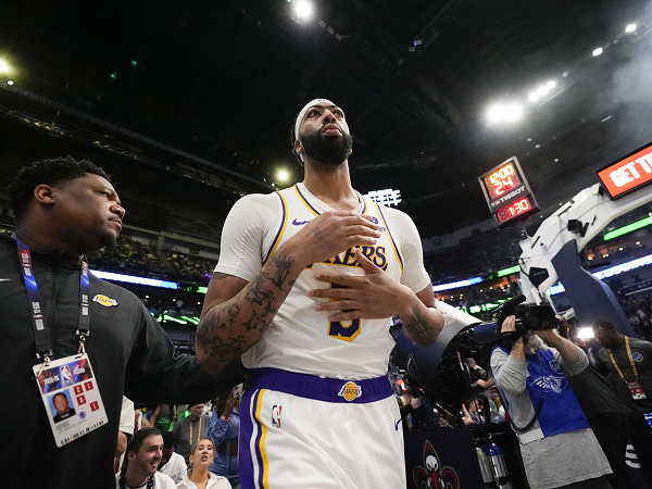 Los Angeles Lakers sudah dapat approval dari Anthony Davis soal perekrutan JJ Redick.