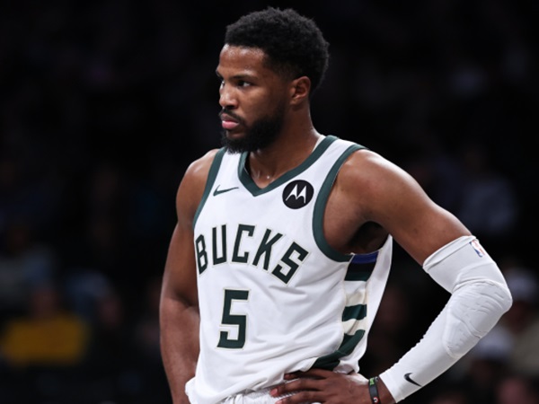 Milwaukee Bucks Akan Kehilangan Salah Satu Penembak Jitunya