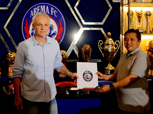 Pelatih anyar Arema FC, Joel Cornelli