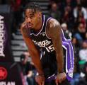 Sacramento Kings Kirim Davion Mitchell ke Raptors