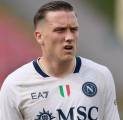 Menuju Inter, Napoli Konfirmasi Kepergian Piotr Zielinski
