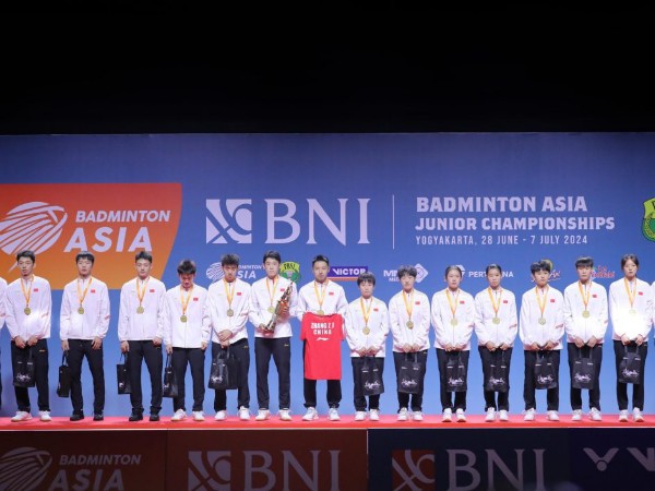 China Kampiun Kejuaraan Beregu Campuran Asia Junior 2024