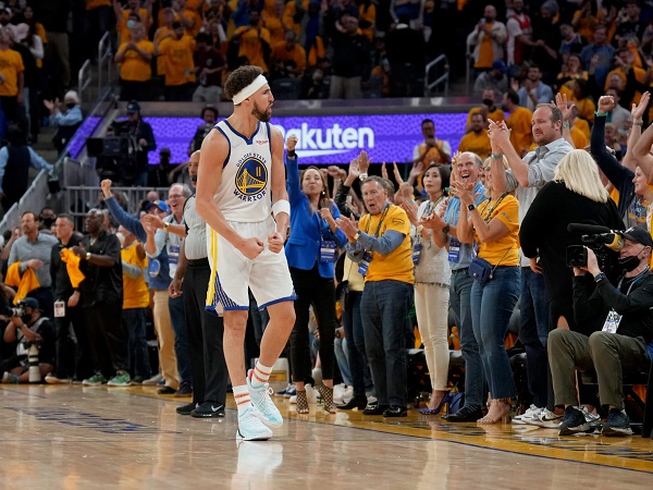 Klay Thompson beberkan alasannya tidak jadi perkuat Lakers.