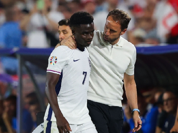 Bukayo Saka dan manajer Inggris, Gareth Southgate