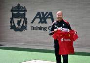 Arne Slot Kenang Kunjungan Pertamanya ke Anfield Stadium