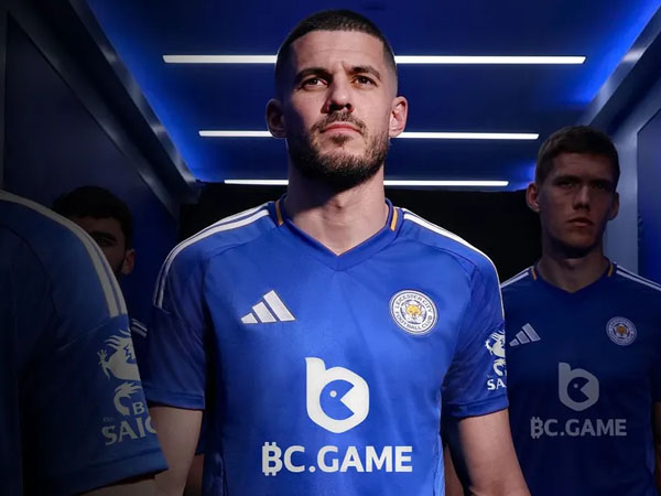 Desain Modern, Leicester City Perlihatkan Jersey Kandang 2024/25