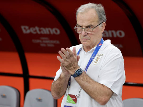 Menang Adu Penalti Lawan Brasil, Marcelo Bielsa Puji Karakter Uruguay