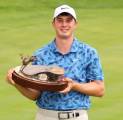 Davis Thompson Rengkuh Gelar Tur PGA Pertama Di John Deere Classic