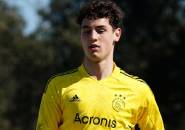 Arsenal Kirim Tawaran untuk Kiper Muda Ajax, Tommy Setford