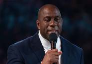 Magic Johnson Bicarakan Persaingan Caitlin Clark dan Angel Reese