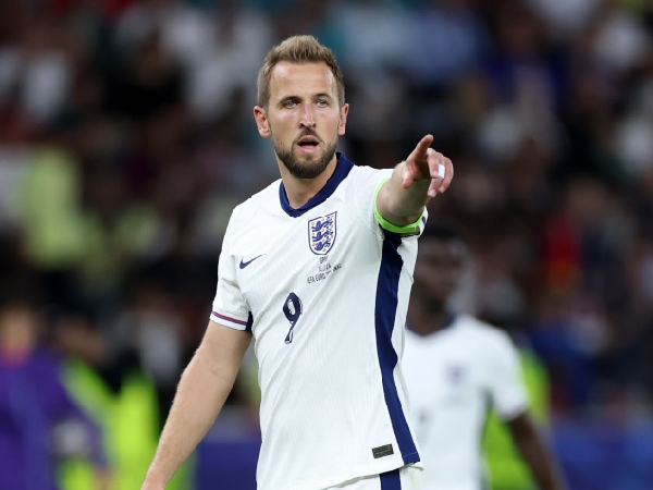 Harry Kane digantikan di pertengahan babak kedua pada final Euro 2024