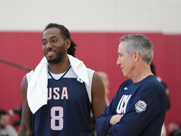 Los Angeles Clippers kecewa dengan keputusan AS yang tak lagi pakai jasa Kawhi Leonard.