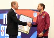 Pangeran William Beri Penghormatan kepada Gareth Southgate