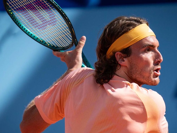 Stefanos Tsitsipas Hentikan Laju Hamad Medjedovic Di Gstaad