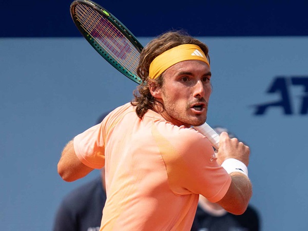 Jumpa Di Gstaad, Stefanos Tsitsipas Pertahankan Dominasi Atas Fabio Fognini