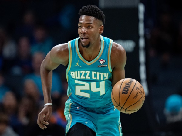 Brandon Miller Mengirimkan Peringatan ke Pesaing Hornets