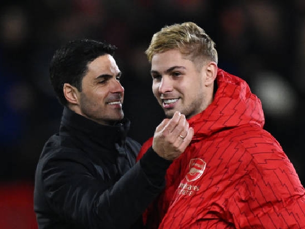 Mikel Arteta dan Emile Smith Rowe