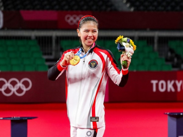 Momen Berkesan Greysia Polii Menangi Medali Emas Olimpiade Tokyo 2020