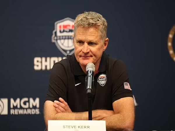 Steve Kerr Dapat Pelajaran Berharga dari Sudan Selatan