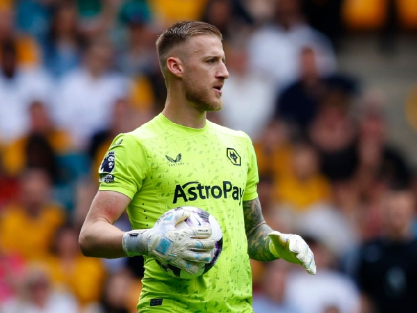 Arsenal membidik penjaga gawang Wolves, Dan Bentley