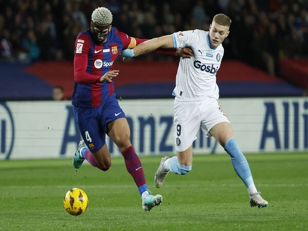 Atletico Madrid membidik striker Girona yaitu Artem Dovbyk, sebagai pengganti dari Alvaro Morata yang baru saja hengkang ke AC Milan / via Getty Images