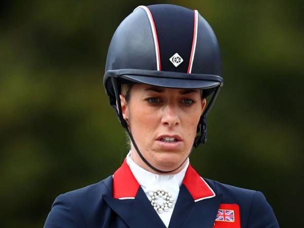 Charlotte Dujardin kurang satu medali lagi untuk menjadi atlet wanita Inggris dengan medali terbanyak. (Foto: AP)